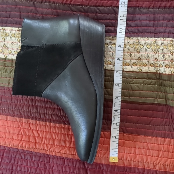 EMU* Australia 'Carlisle' suede/leather slip on wedge heel easy wear ankle boot - Picture 6 of 13